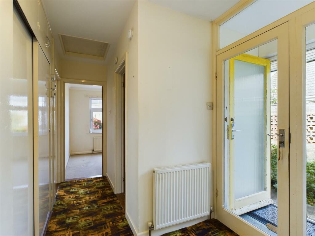 Hall.jpg