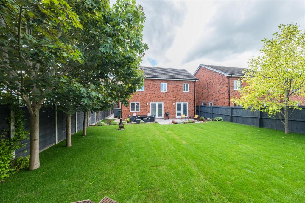 39 Shakerley Close-055.jpg