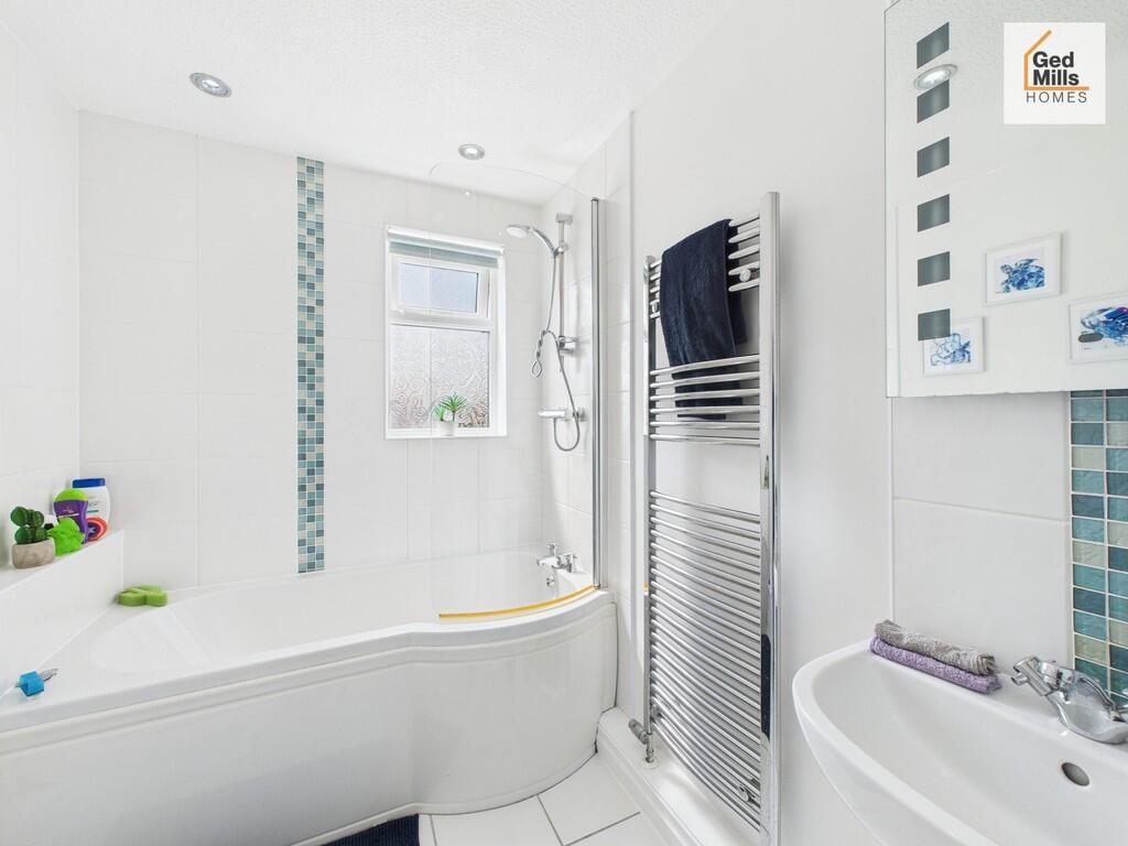 CAM04261G0-PR0068...