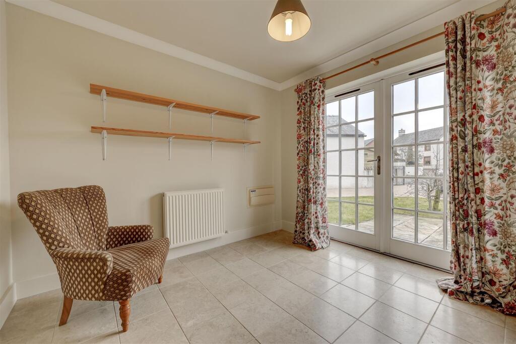 Reception Room/Office