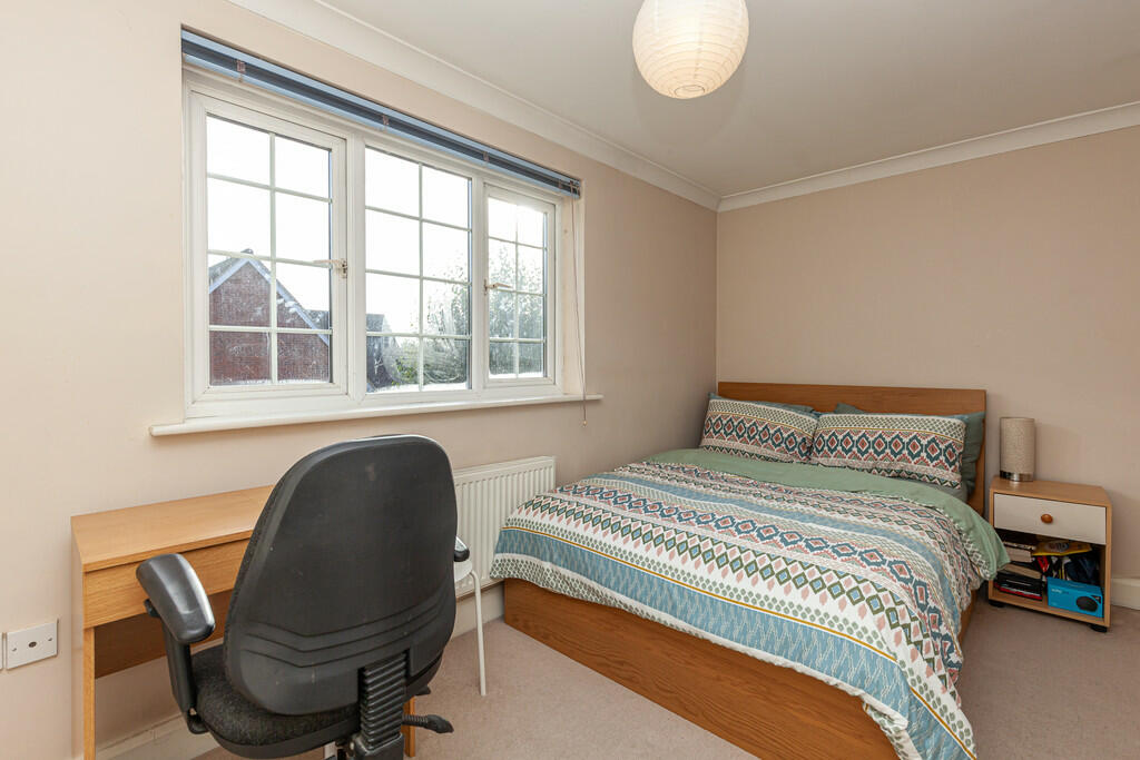 Bedroom 1- Angle ...