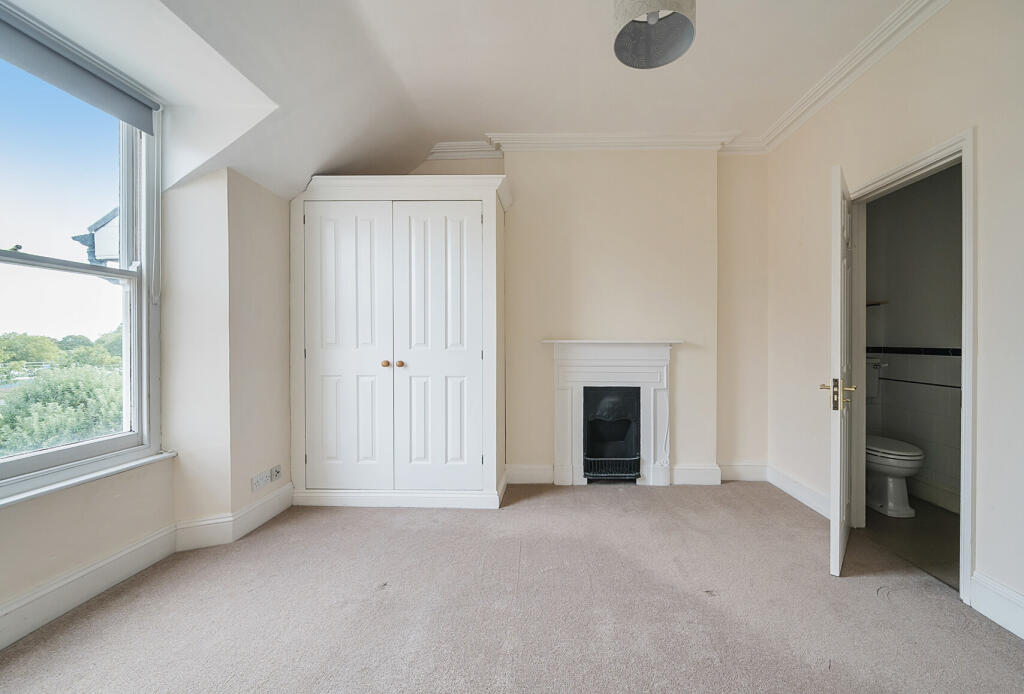 1344311-6-68a6ee0...