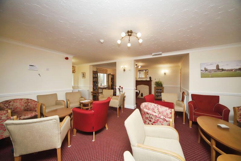 RESIDENTS LOUNGE