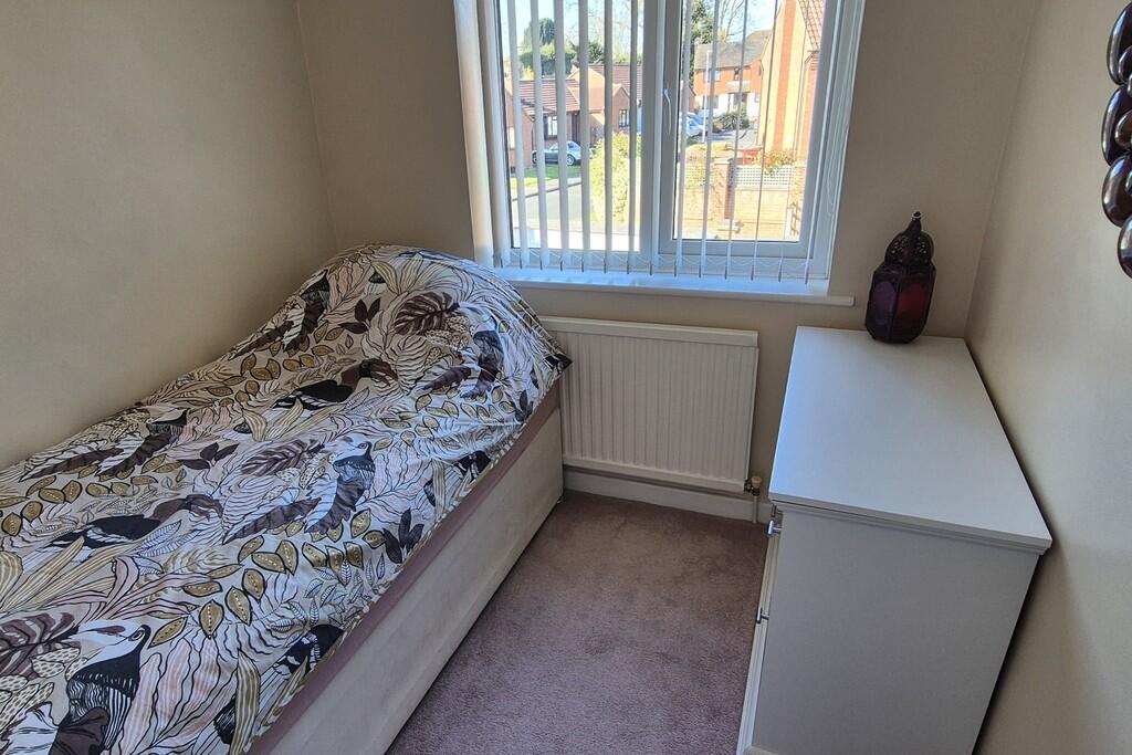 24 Spare room