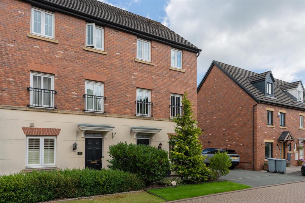 36 Regency Walk-40.jpg