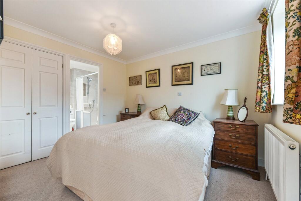 Bedroom 1 &amp; Ensuite