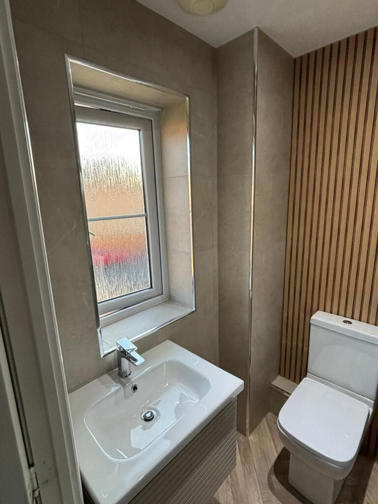 dcf0b941-0322-4b05-9c8b-a46d96595ec0