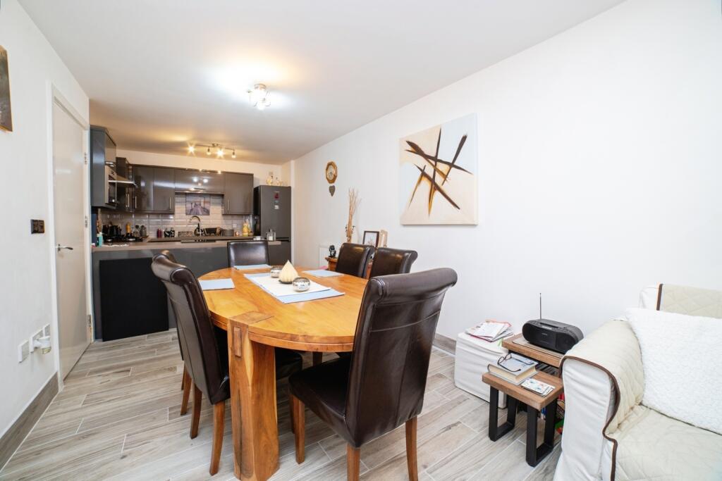 Kitchen-Dining-Loung