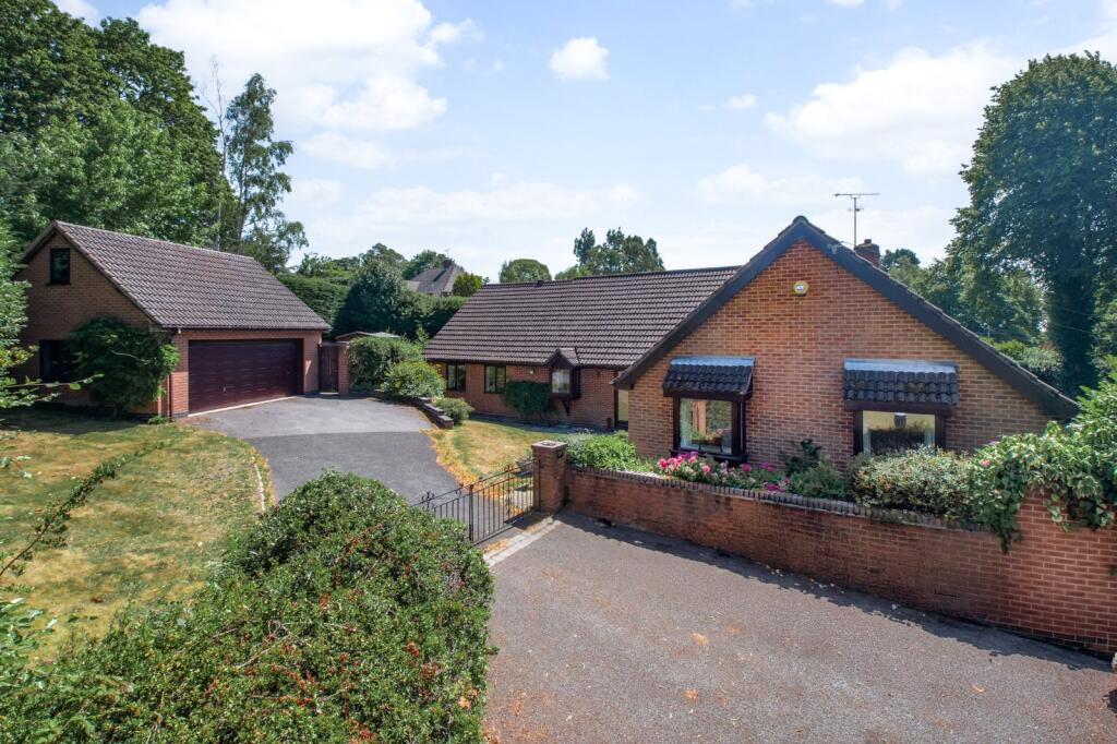 Plymouth Road, Barnt Green, Birmingham, Worcestershire, B45