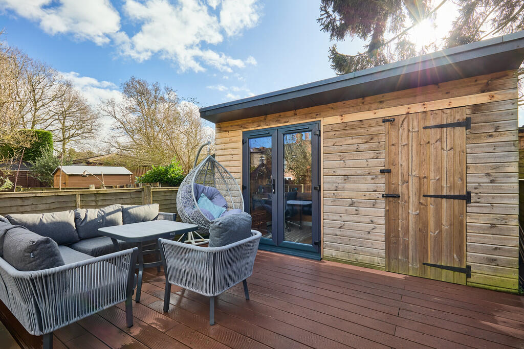 Edward Knight 202...