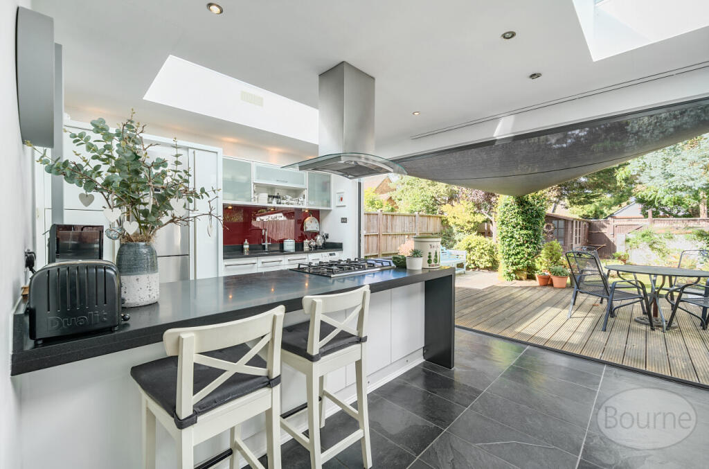 d5176fd5-3bf8-488...