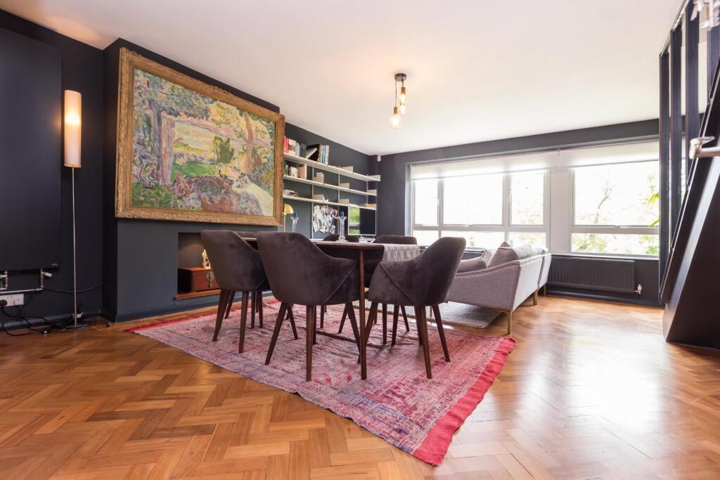 lounge 7.jpg