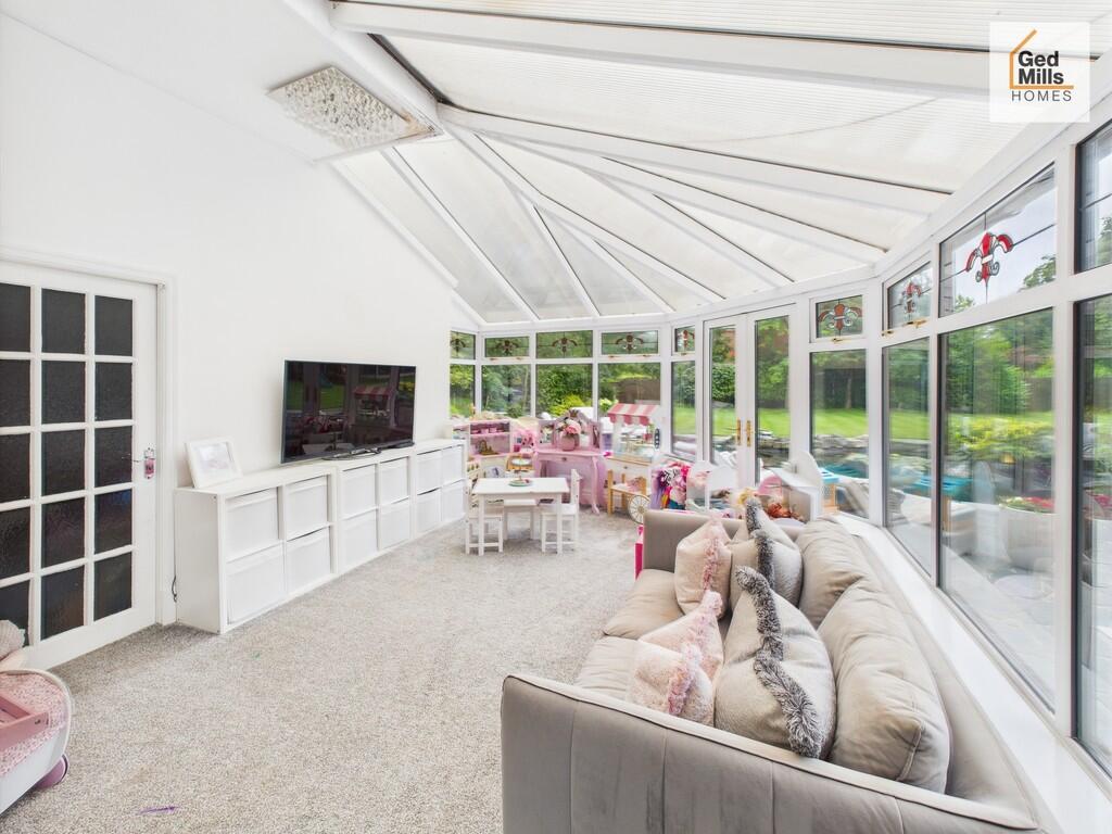 CAM04261G0-PR0080...