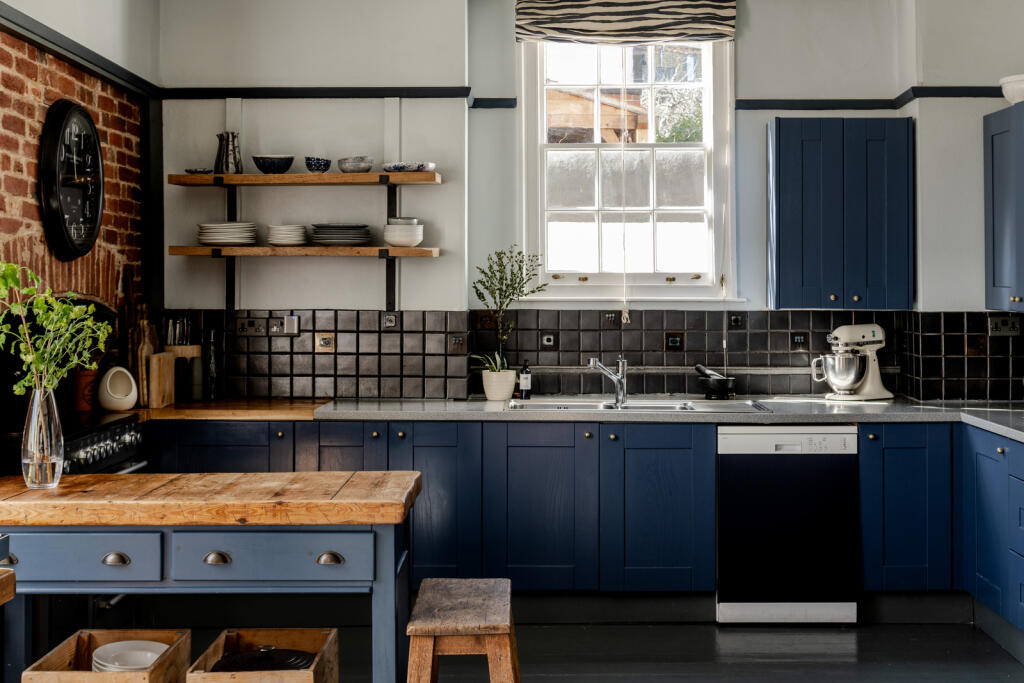 273897 - INIGO_DORSET HOUSE-131.jpg