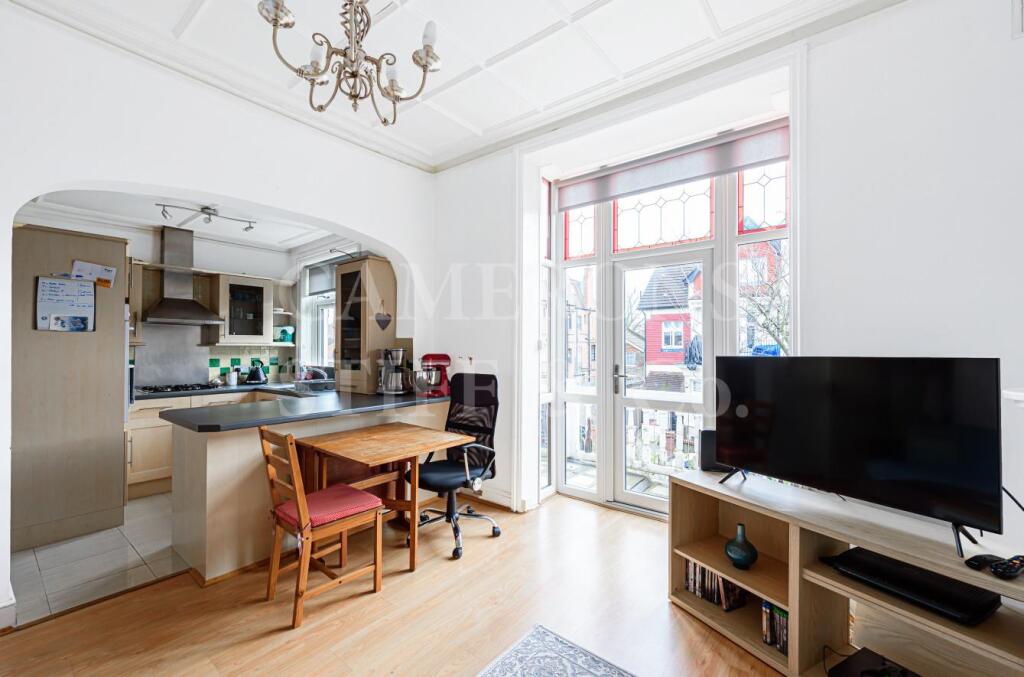 Heathfield Road (4).jpg