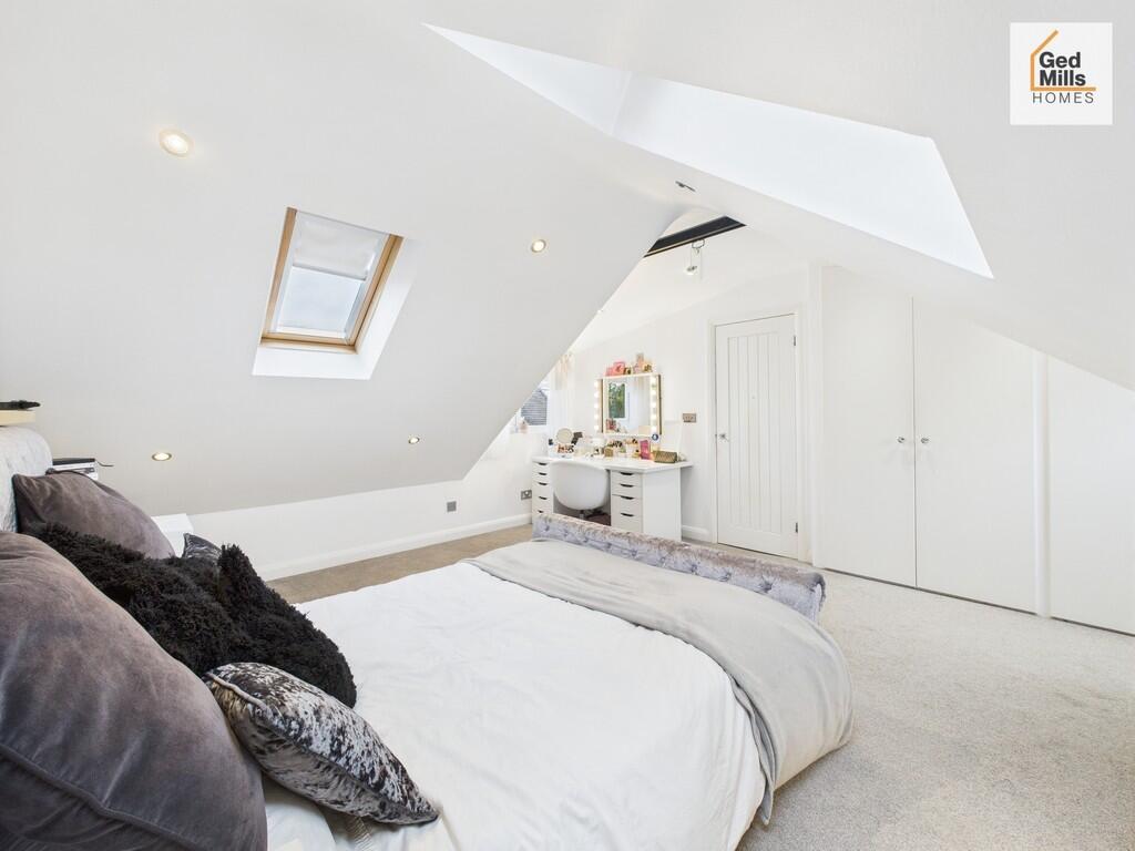 CAM04261G0-PR0076...