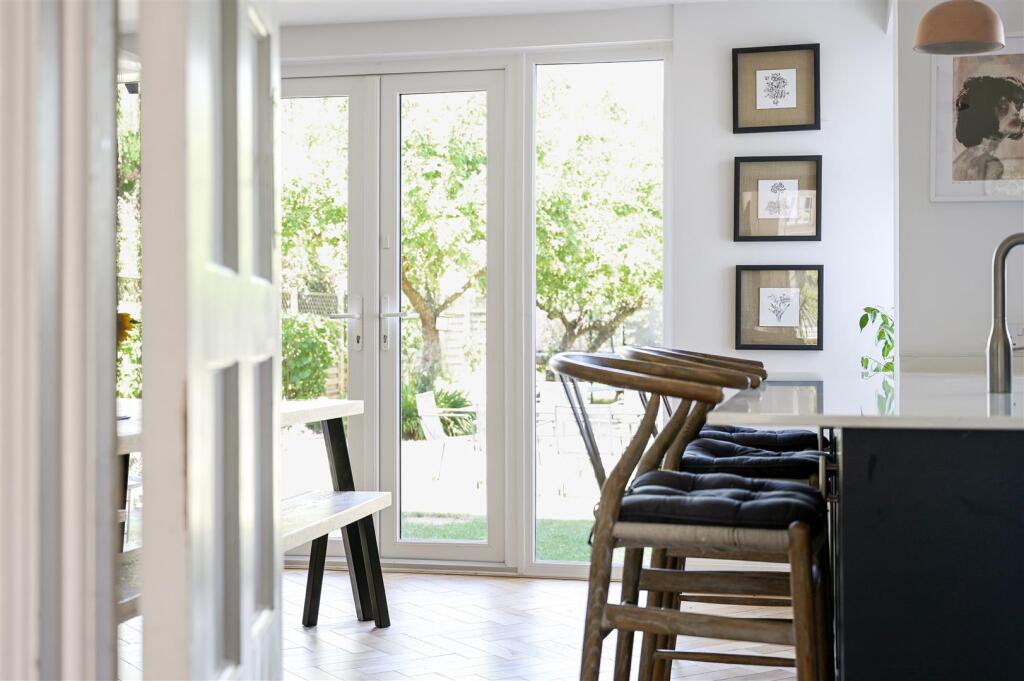 WEST HILL AVENUE (19).jpg