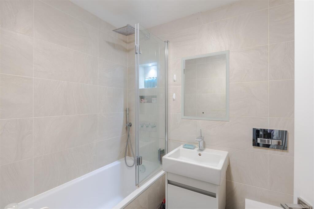 19-23 Fitzroy Street