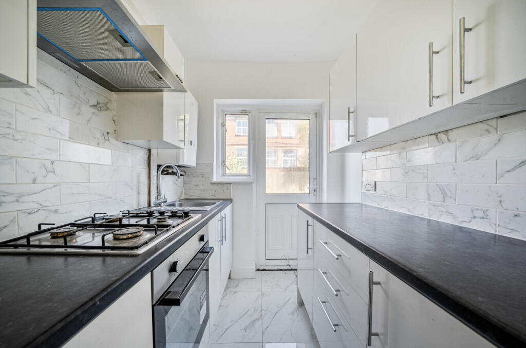 1317301-12-686292...