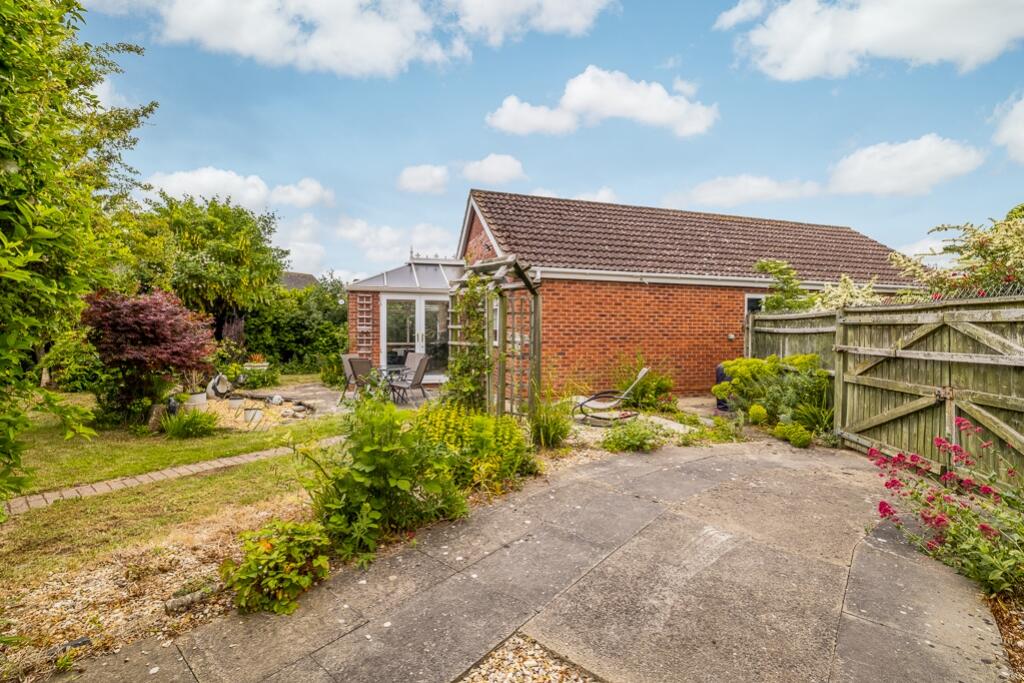 23 Tyler Crescent (Butterwick)-6