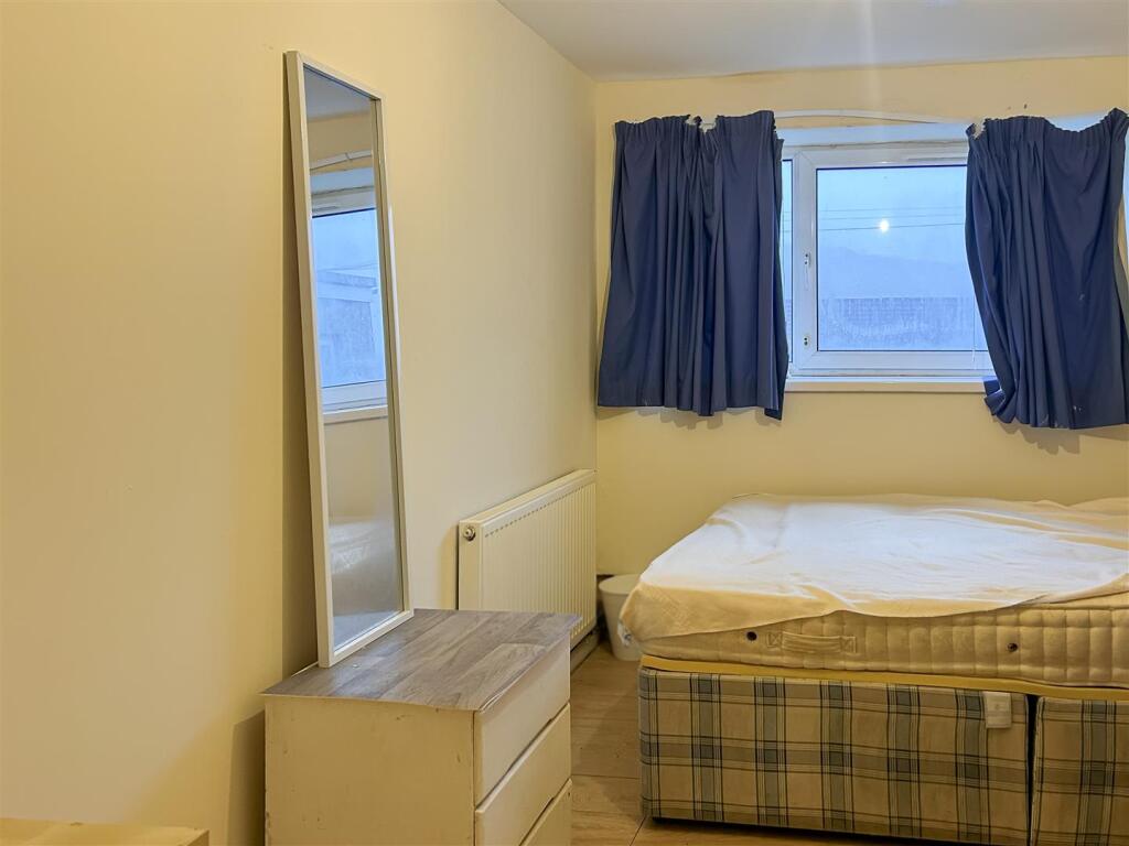 1765991163_8_ca0cc55c-010a-474c-b764-51a2c56b52a9_