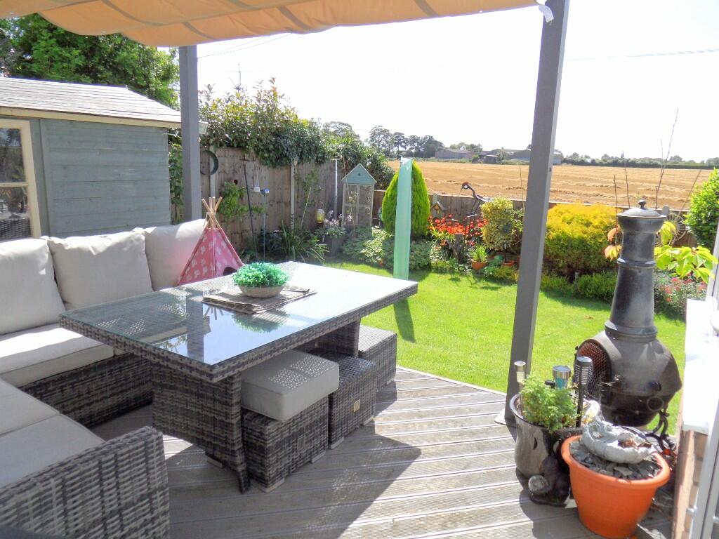 REAR GARDEN &amp; VIEW