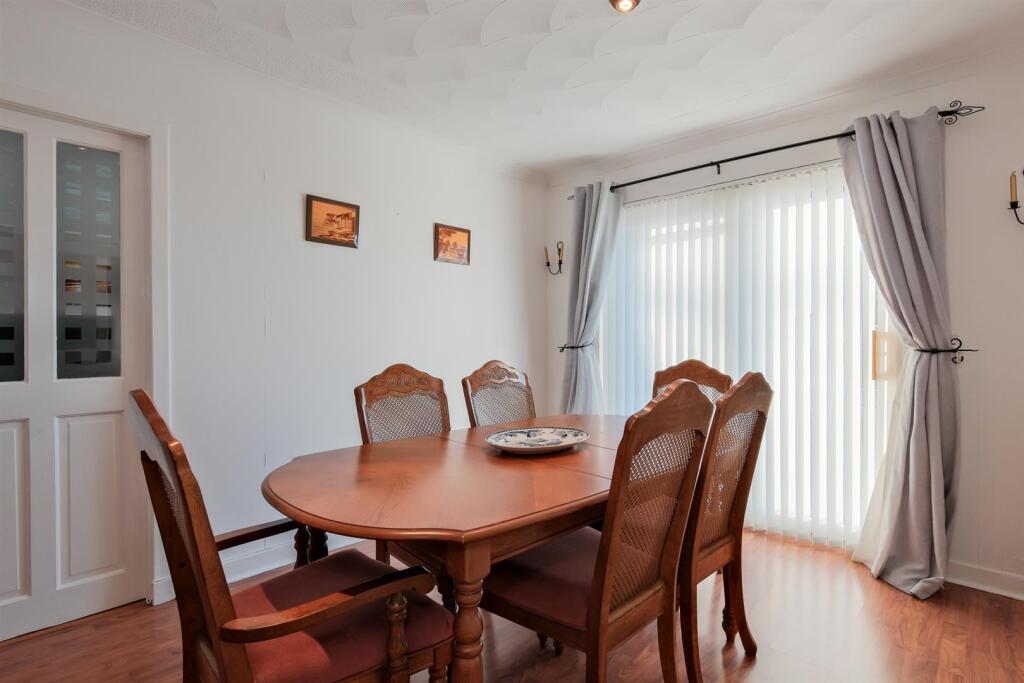 040-25 Netherdale Crescent, Wishaw ML2 0DN.jpg