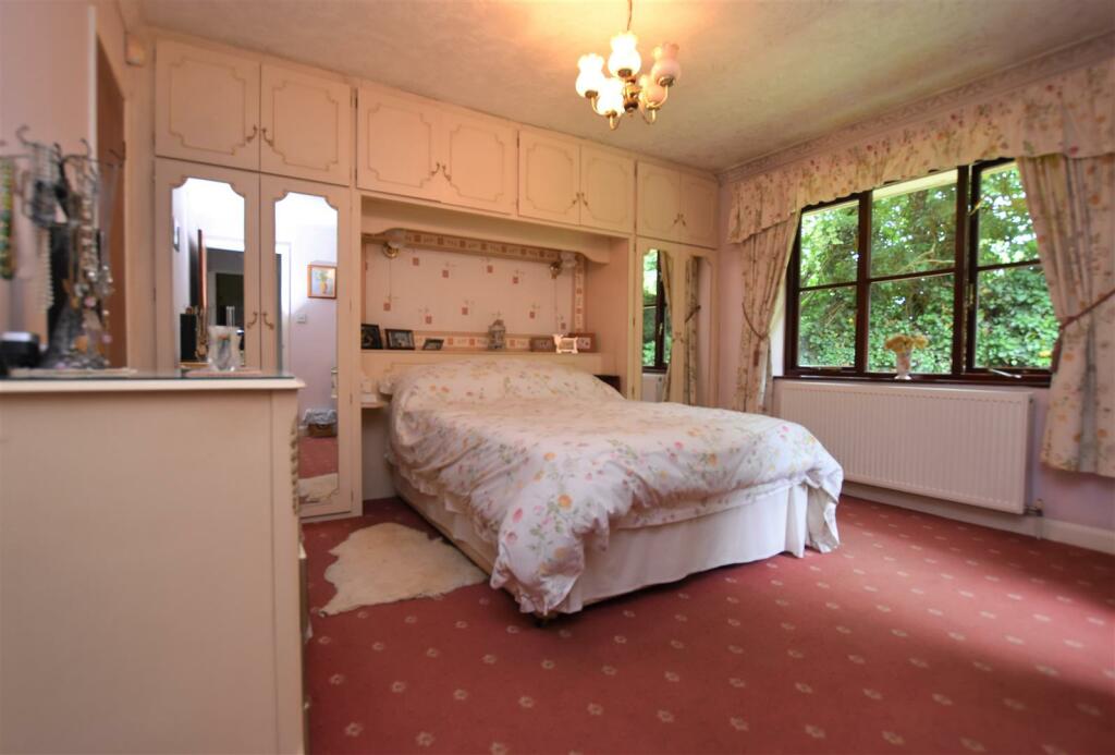 Bedroom One.jpg