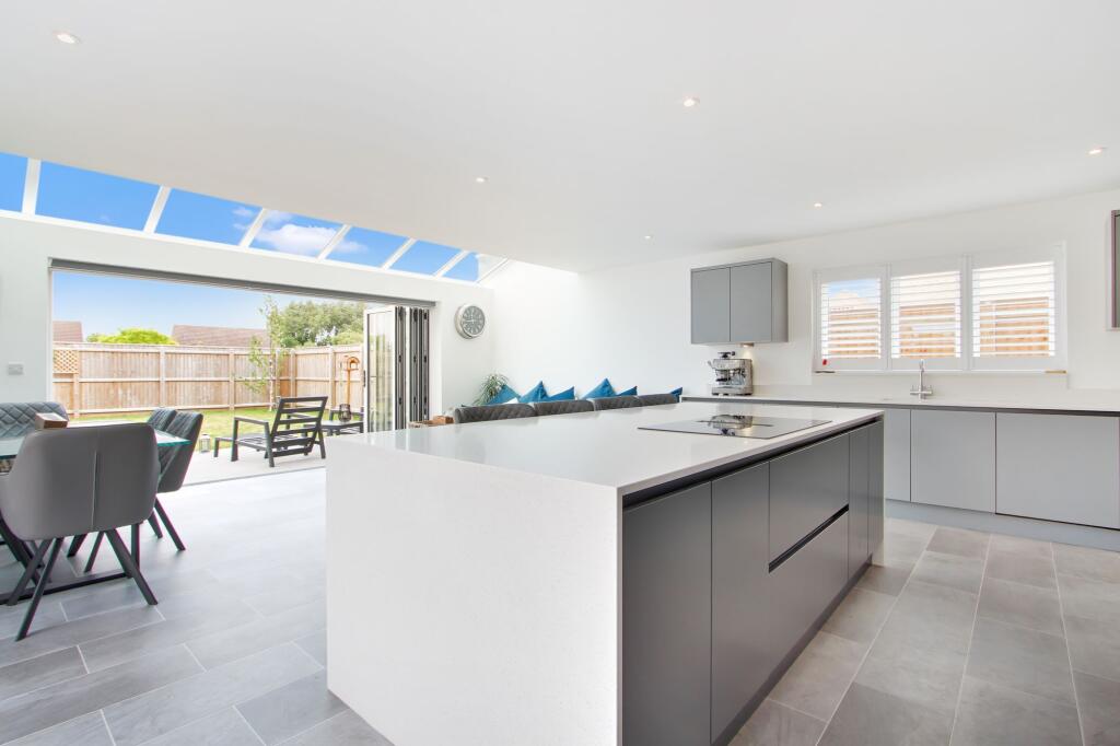 Kitchen/Dining/Sun Room