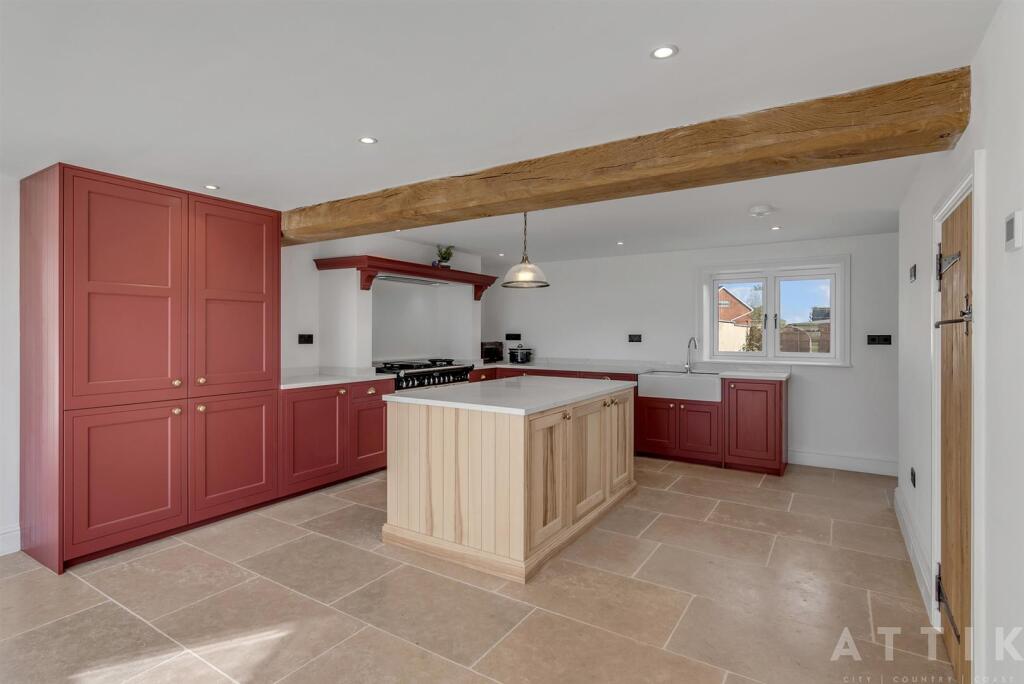 The Beeches, Watton Road, Shropham, NR17 1DY (41).