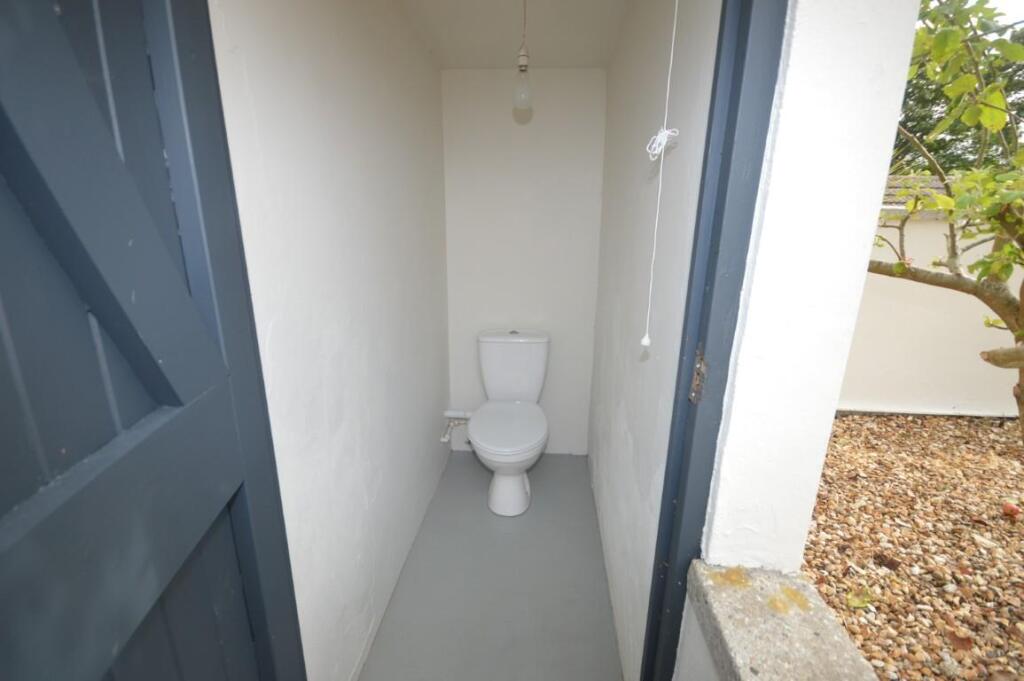 DSC_0015 (Medium).JPG