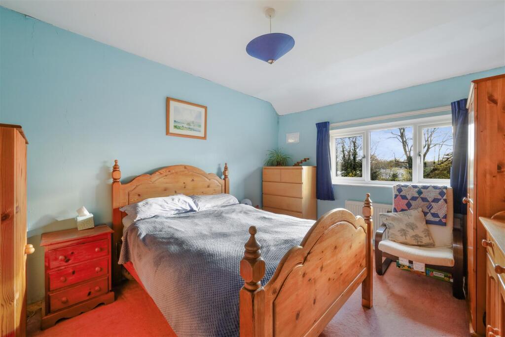 BLETCHINGLEY ROAD (16 FROM 42)-15.jpg