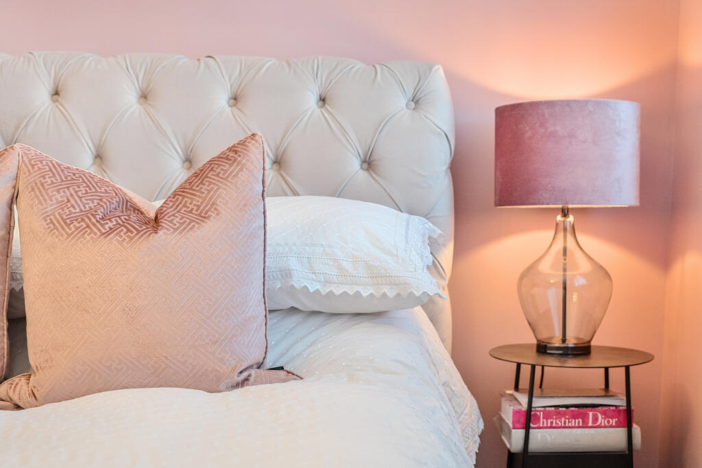 1294607-22-6824a6fb61777-ARW