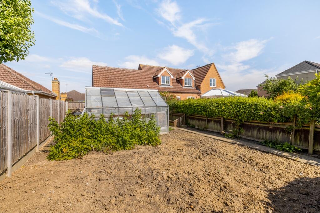 18 Mulberry Way (Spalding)-14