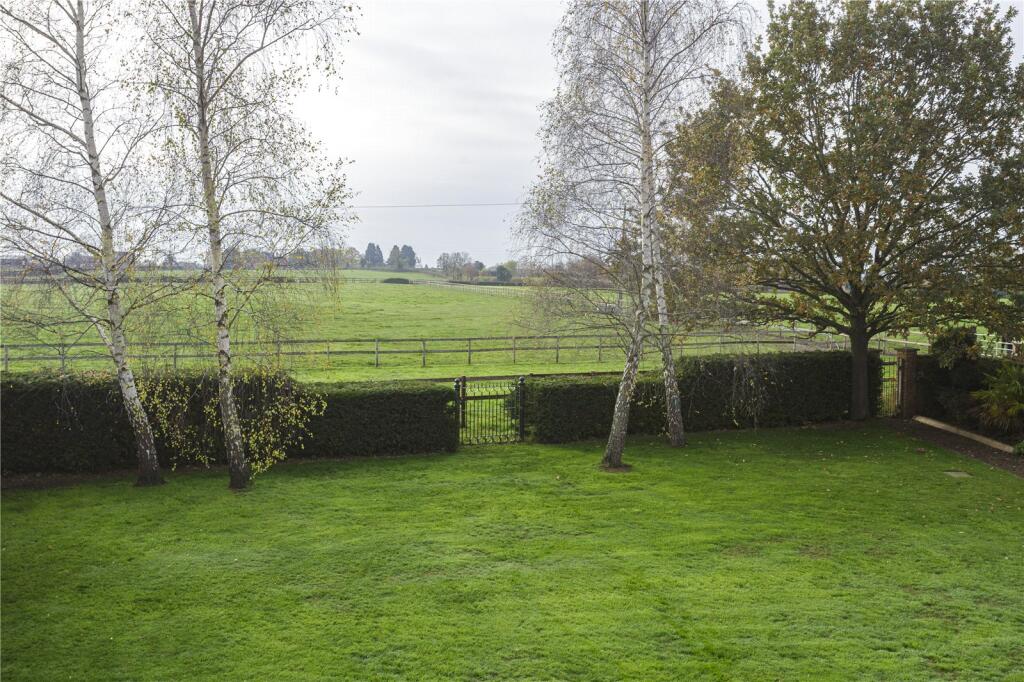 Garden &amp; View