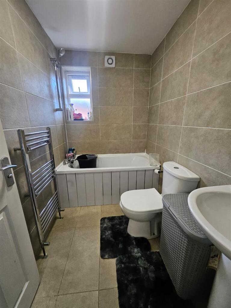 WhatsApp Image 2025-09-08 at 15.07.36 (2).jpeg