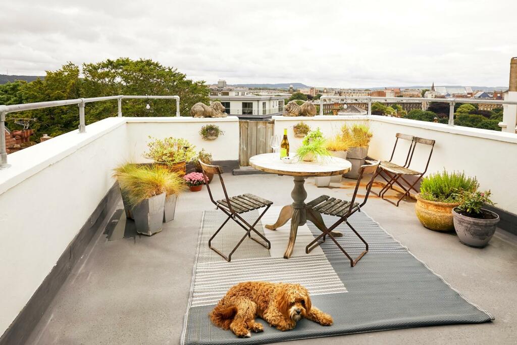 terrace.jpg