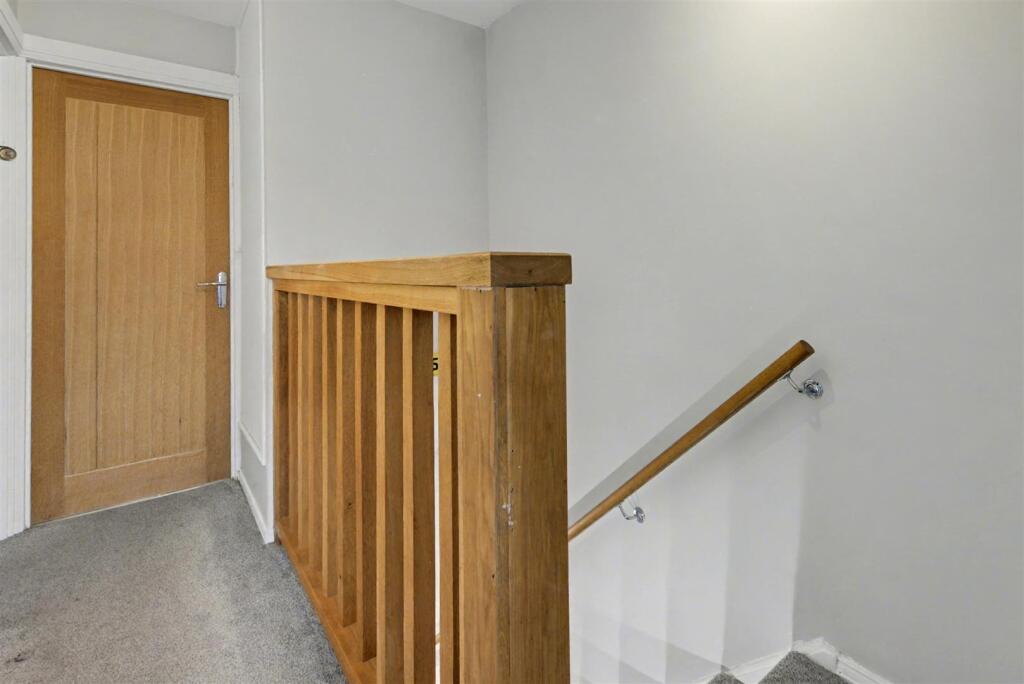 1st Floor Landing.jpeg