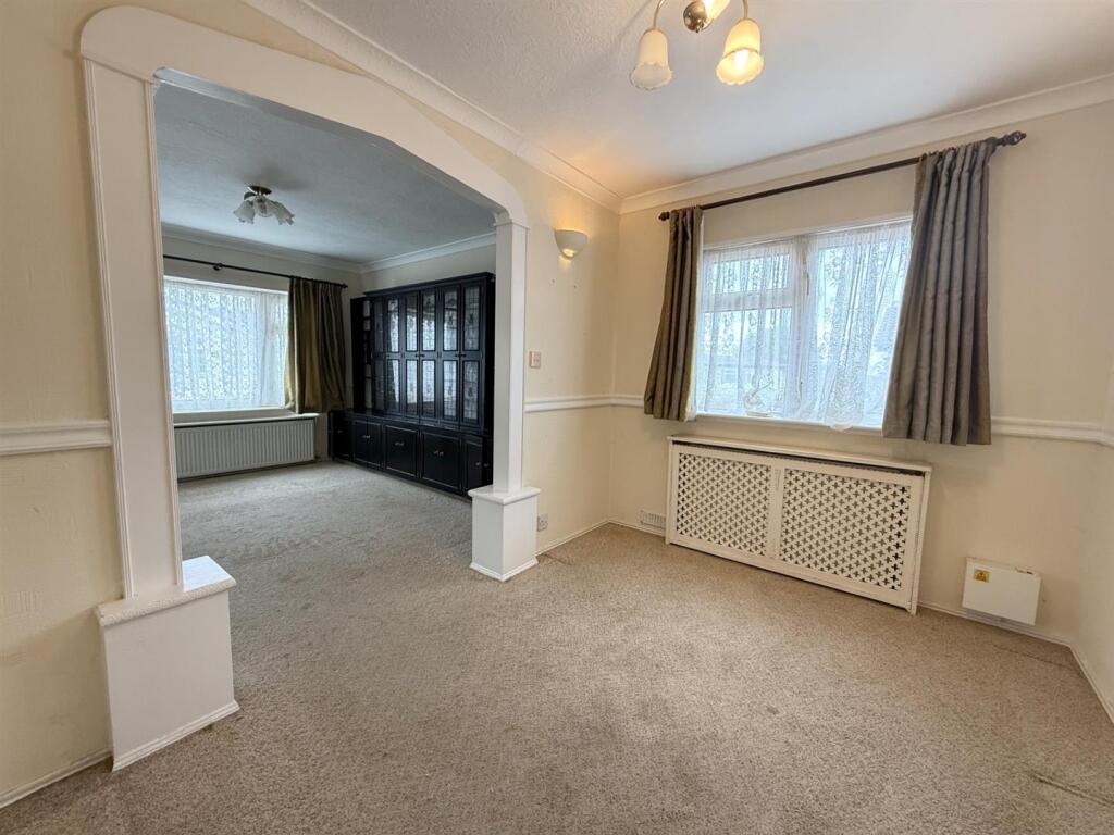 Dining Room 2.jpg