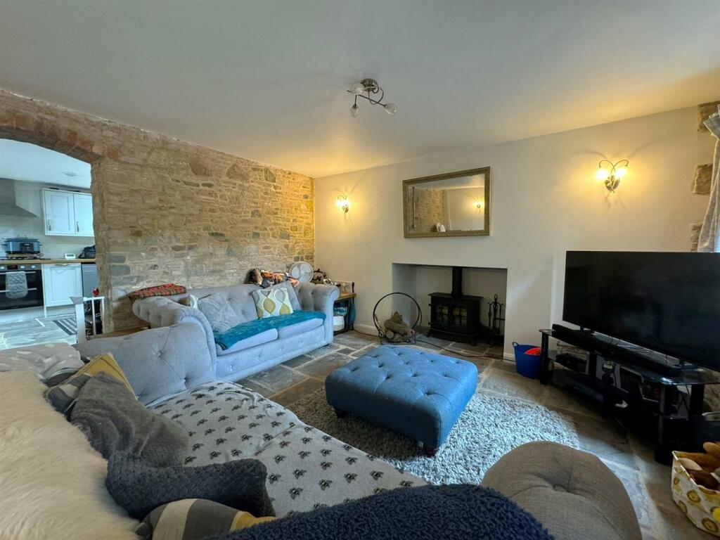 cottage lounge.jpg