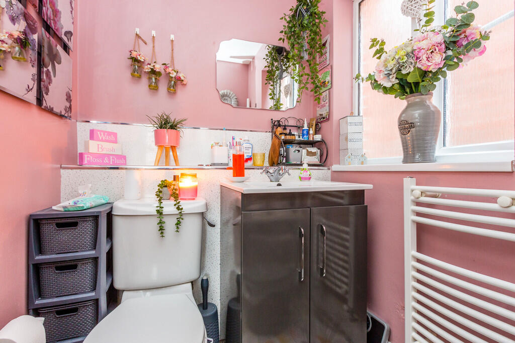 Ensuite Shower Ro...