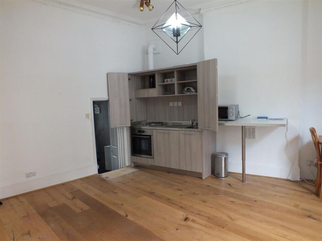 new kitchen unit 2.jpg