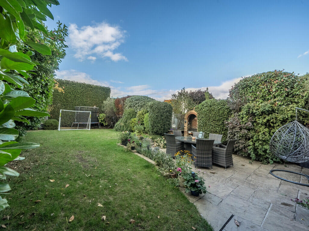 1354191-3-68c4453...