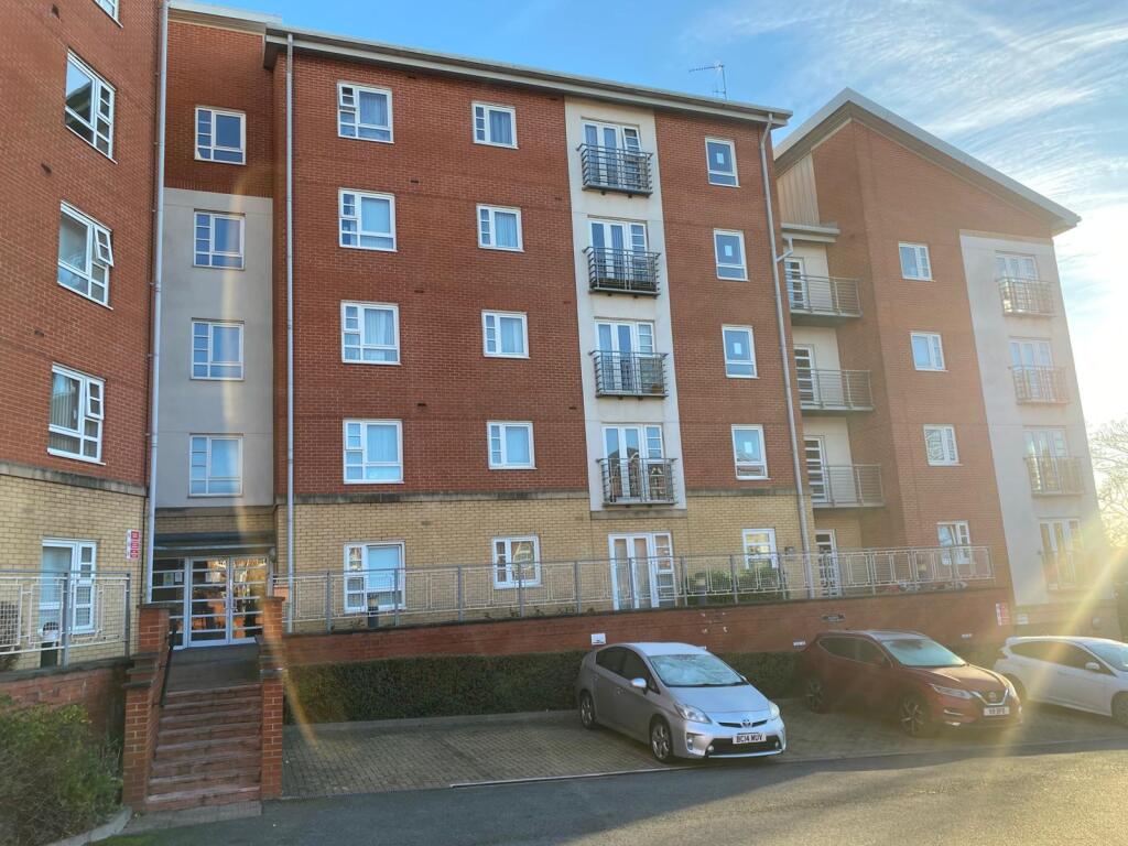 2 Bedroom Apartment Available now TO LET