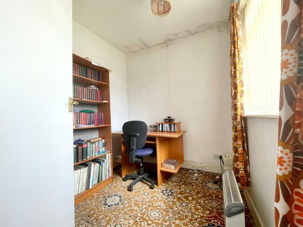bedroom.jpg