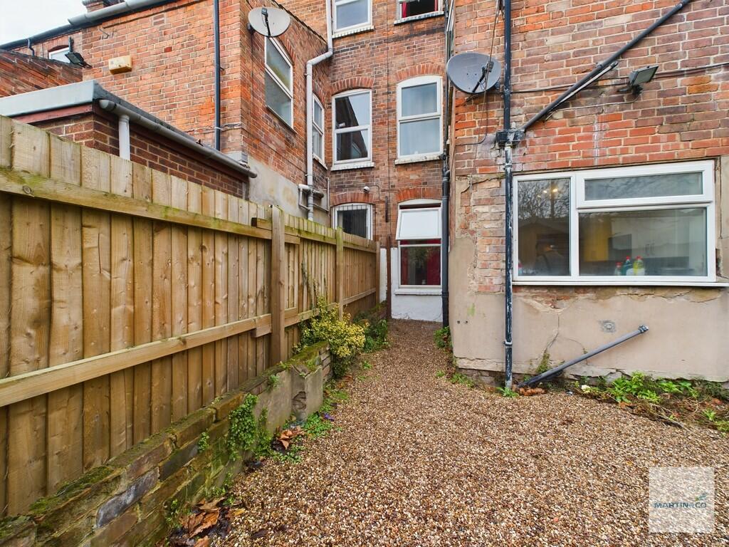 CAM03394G0-PR0020...