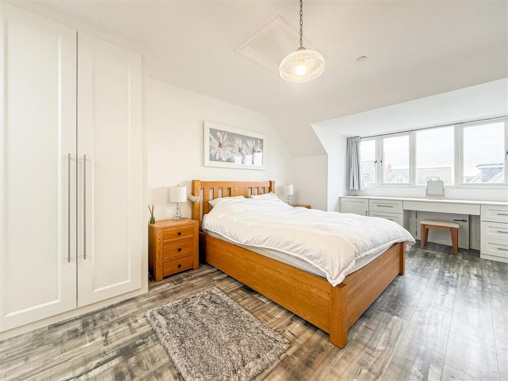 principle bedroom