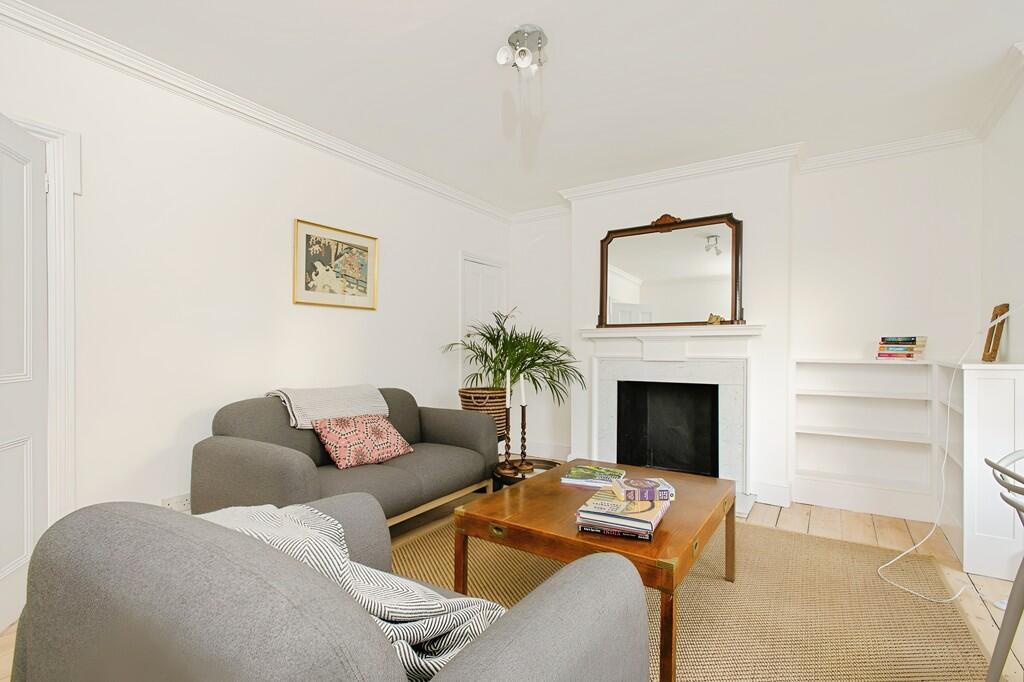 Living Room - Ang...