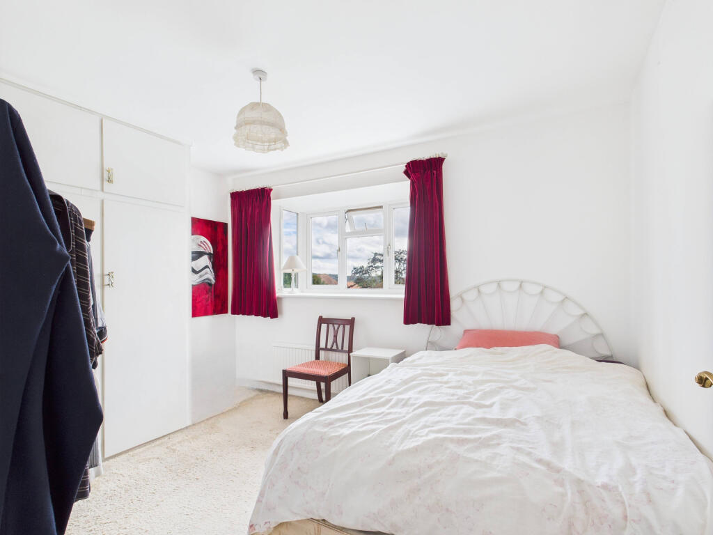 CAM01354G0-PR0548-STILL020