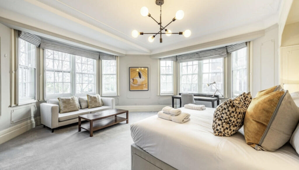 Screenshot 2025-1...